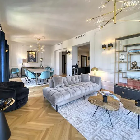 Charming Apartment In Heart Of Saint-Tropez *